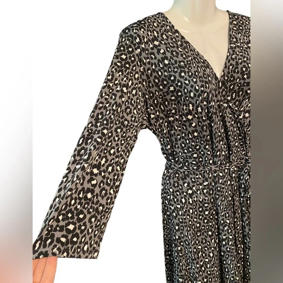 Leota Libby Leopard Print Faux Wrap Ruffle Hem Dress - Picture 4 of 10